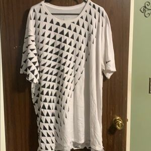 Make a bundle $5 buy 1 get $5 item free